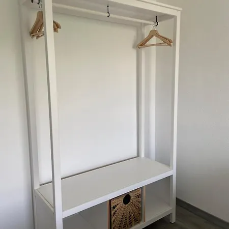 173a Amplio Moderno By R2r Consulting *