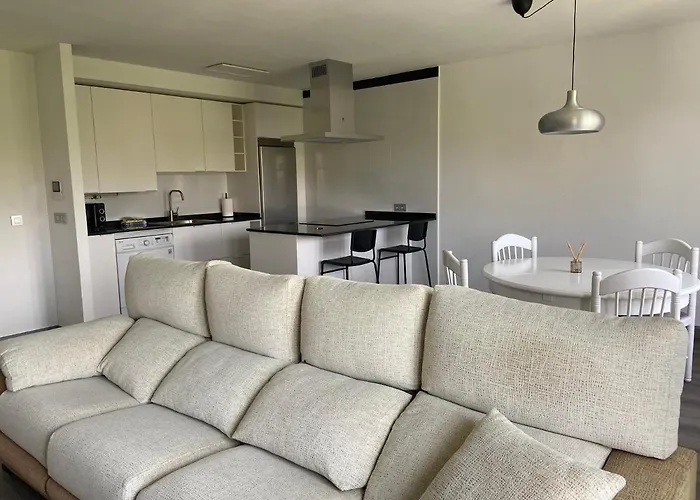 173a Amplio Moderno By R2r Consulting * גיחון