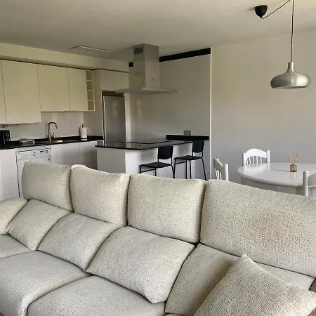 173a Amplio Moderno By R2r Consulting * גיחון